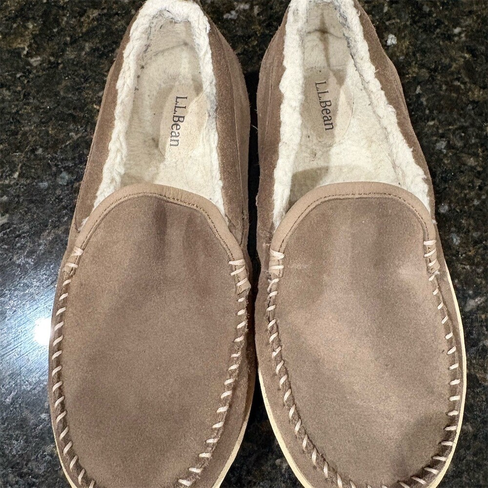 L.L.Bean Mountain Moccasin Slippers Womens Brown Shearling Lined Size 8 M